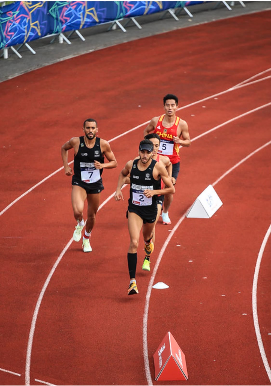 Laser Run leading the field on the track